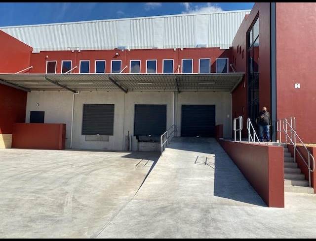 1,461M² WAREHOUSE TO LET IN BRACKENFELL SOUTH